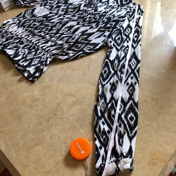 House of Skye 70’s Fashion Top - Picture 14 of 16